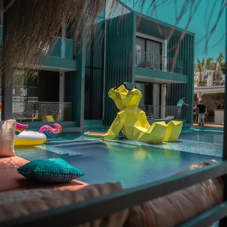 Sevilla Alacati 호텔 Çeşme