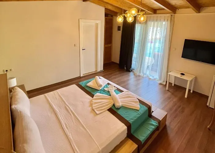 Sevilla Alacati Çeşme