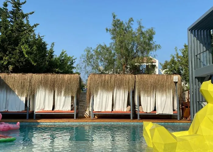 Hotel Sevilla Alacati *